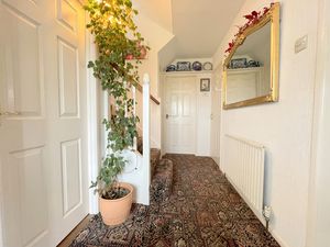 FINCH DRIVE- click for photo gallery